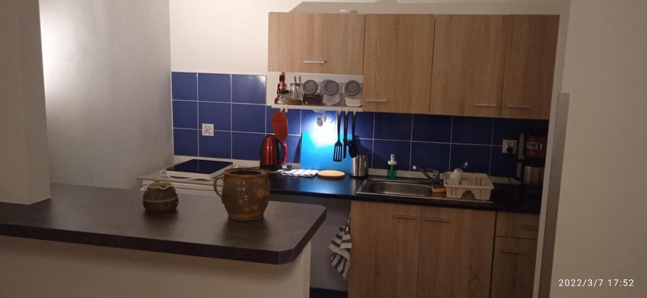 Apartamento Florianska Newtown Cracovia Exterior foto