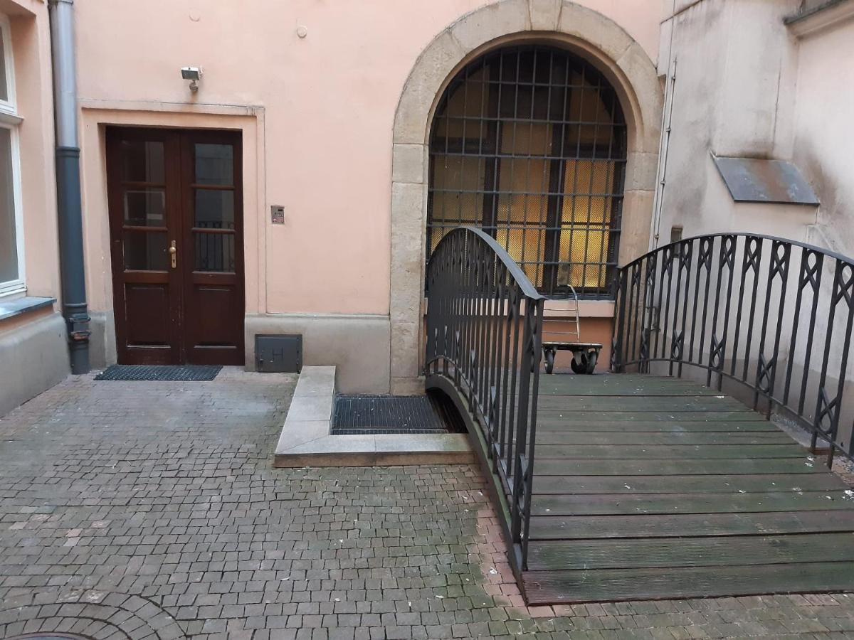 Apartamento Florianska Newtown Cracovia Exterior foto